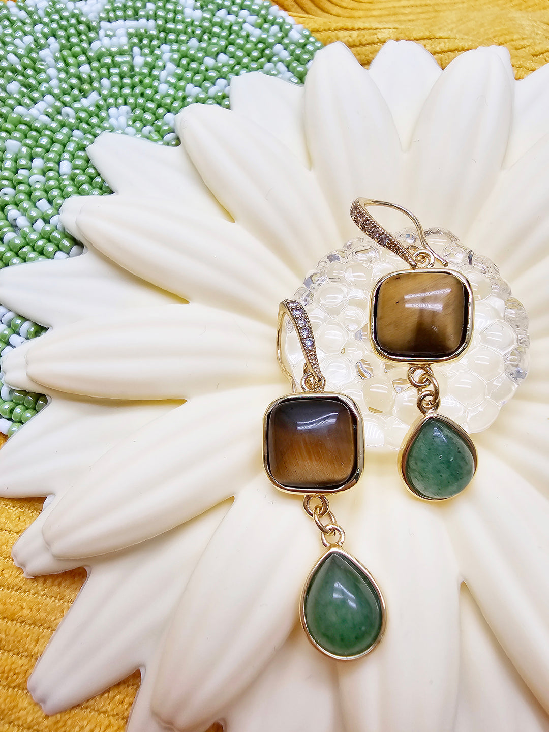 Brown Tiger-eye Stone And Teardrop Aventurine Dangle Earrings SE015