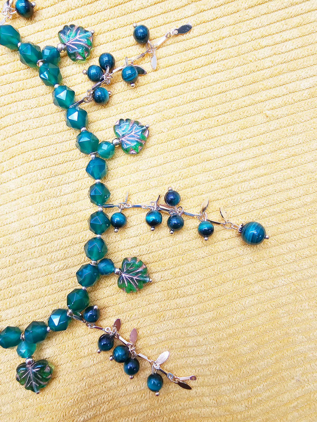 Natural Inspired Green Gemstone With Leaves Charm Tassel Necklace SN026