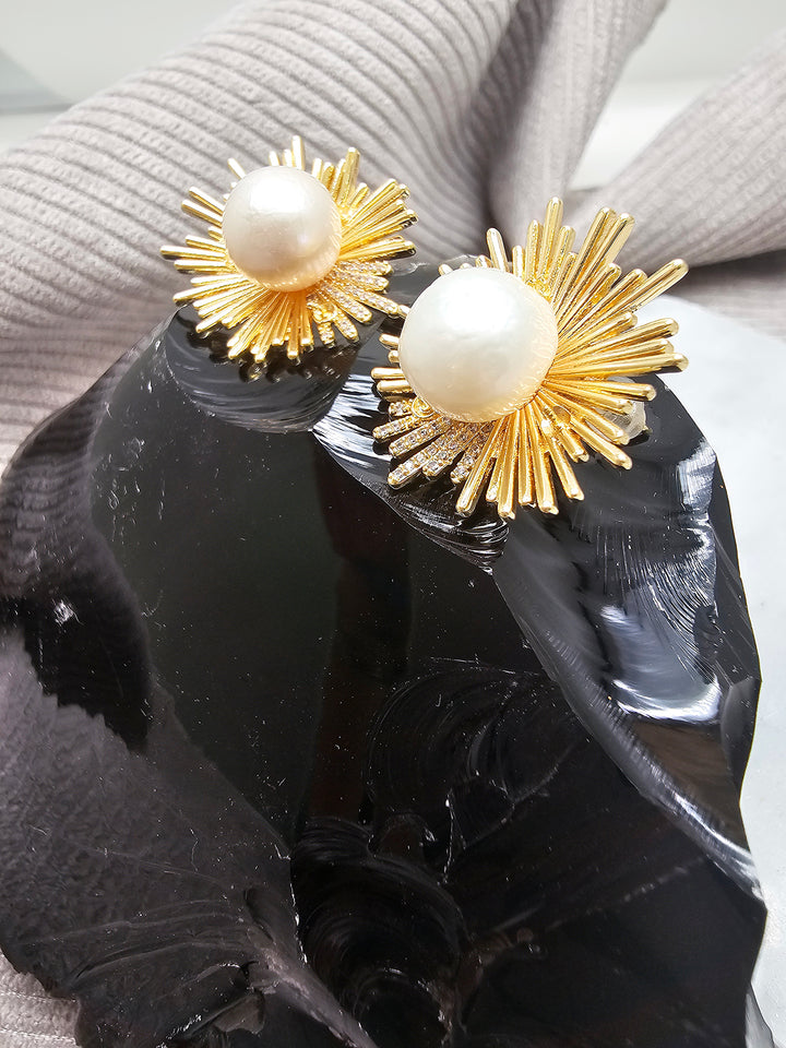 Gold-Tone Freshwater Pearl Sunburst Statement Stud Earrings SE025