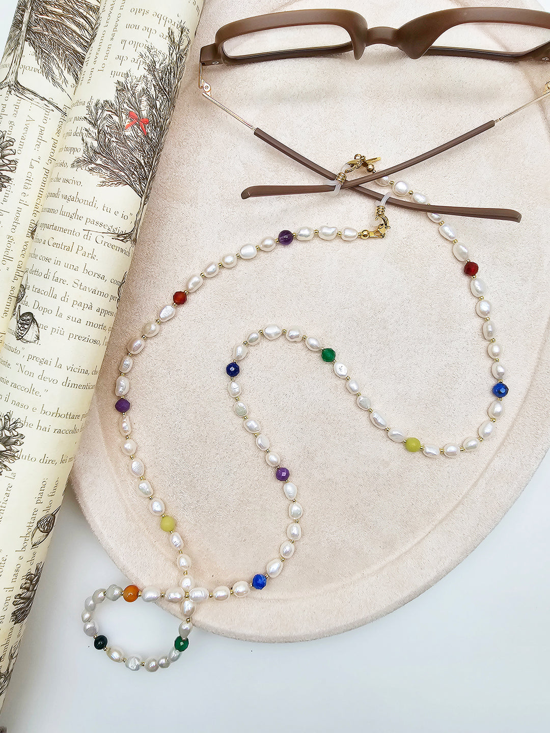 Freshwater Pearl With Colorful Gemstone Eye Glasses Chain SN042