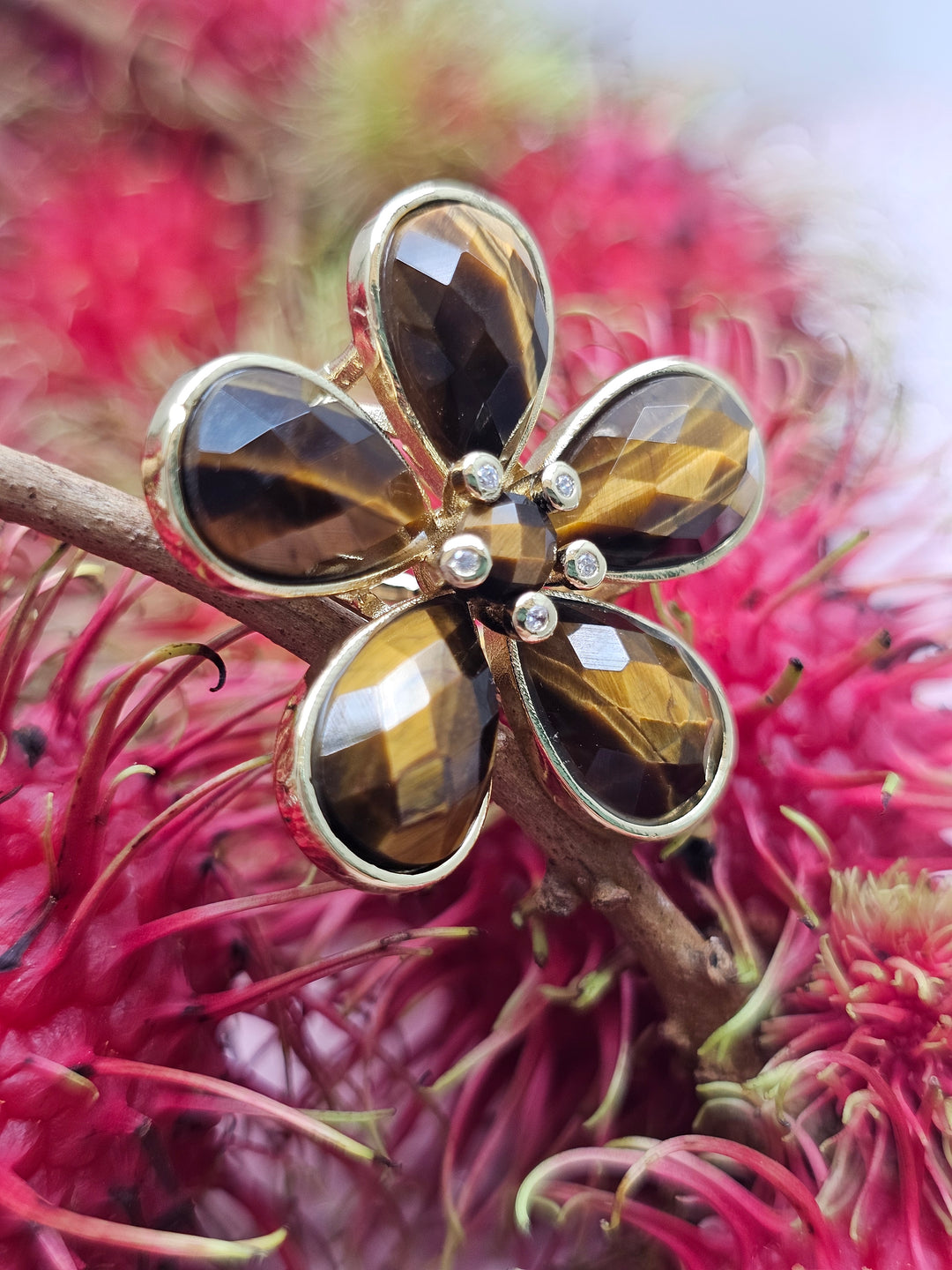 Flower Shaped Tiger-eye Stone Cocktail Ring SR003