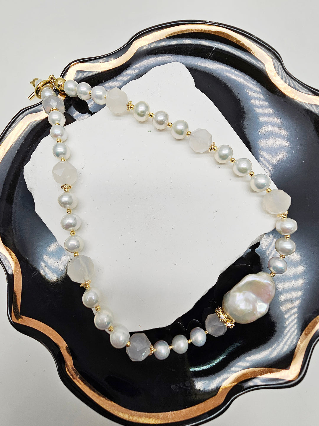 Freshwater Pearl With White Agate And Baroque Pearl Choker Necklace SN044