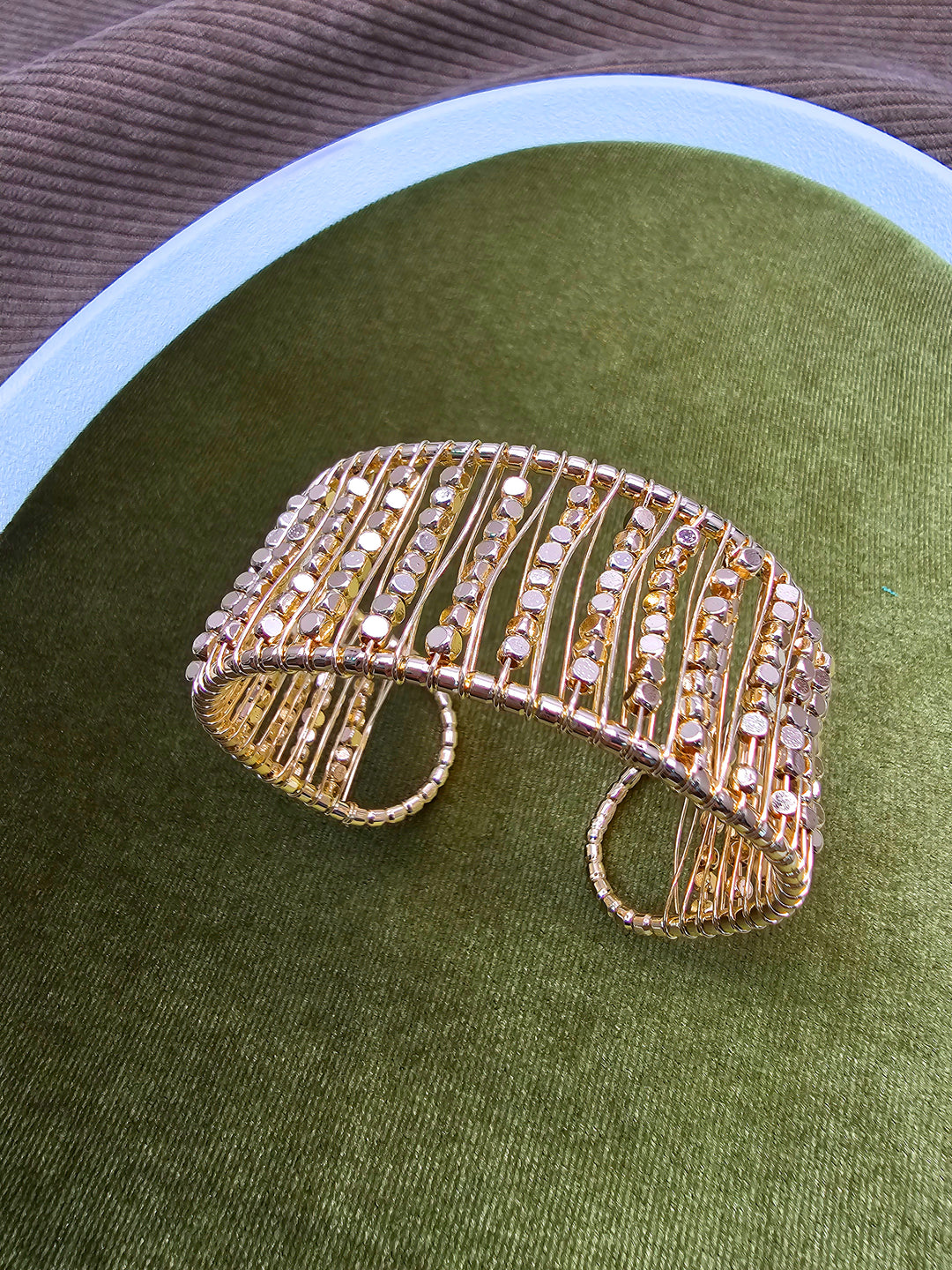 Gold Artistic Statement Cuff Bangle SB013