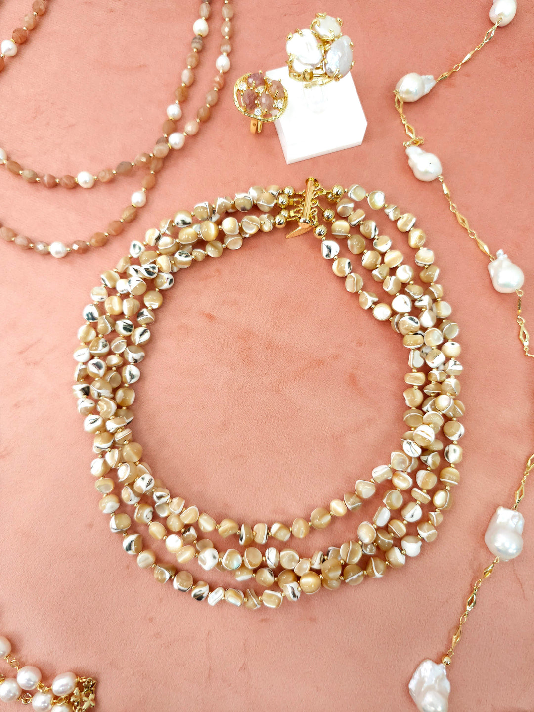 Beige Color Multi layers Shell Necklace NN012