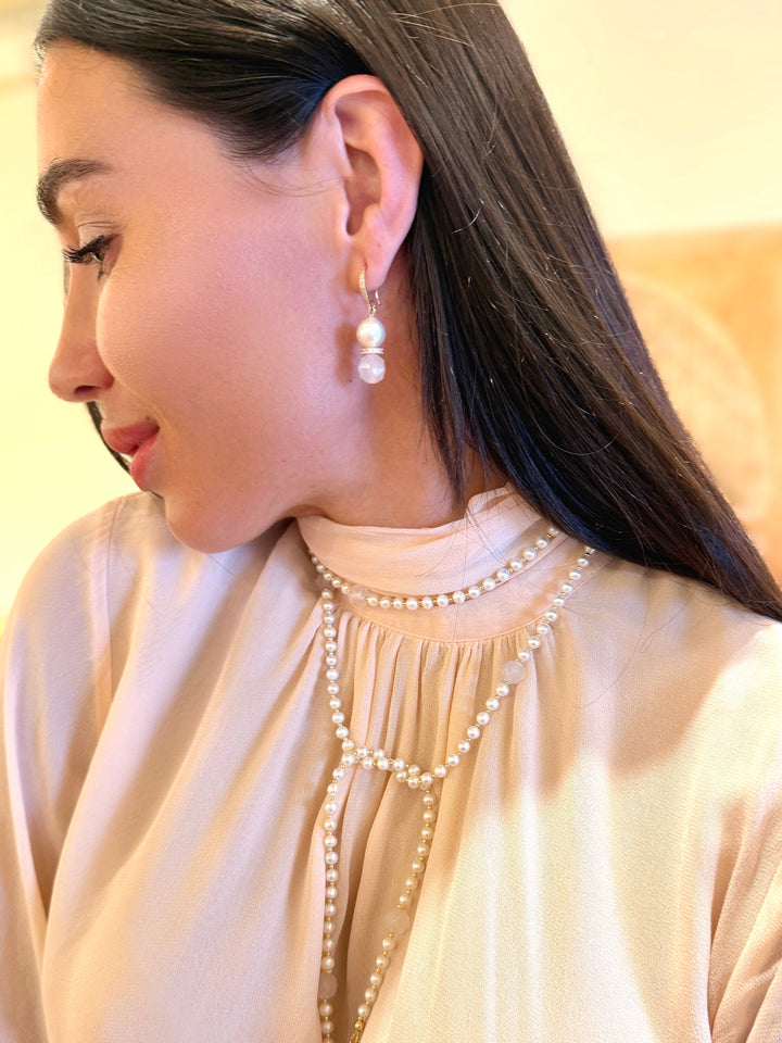 Elegant Freshwater Pearl With White Agate Earrings SE027