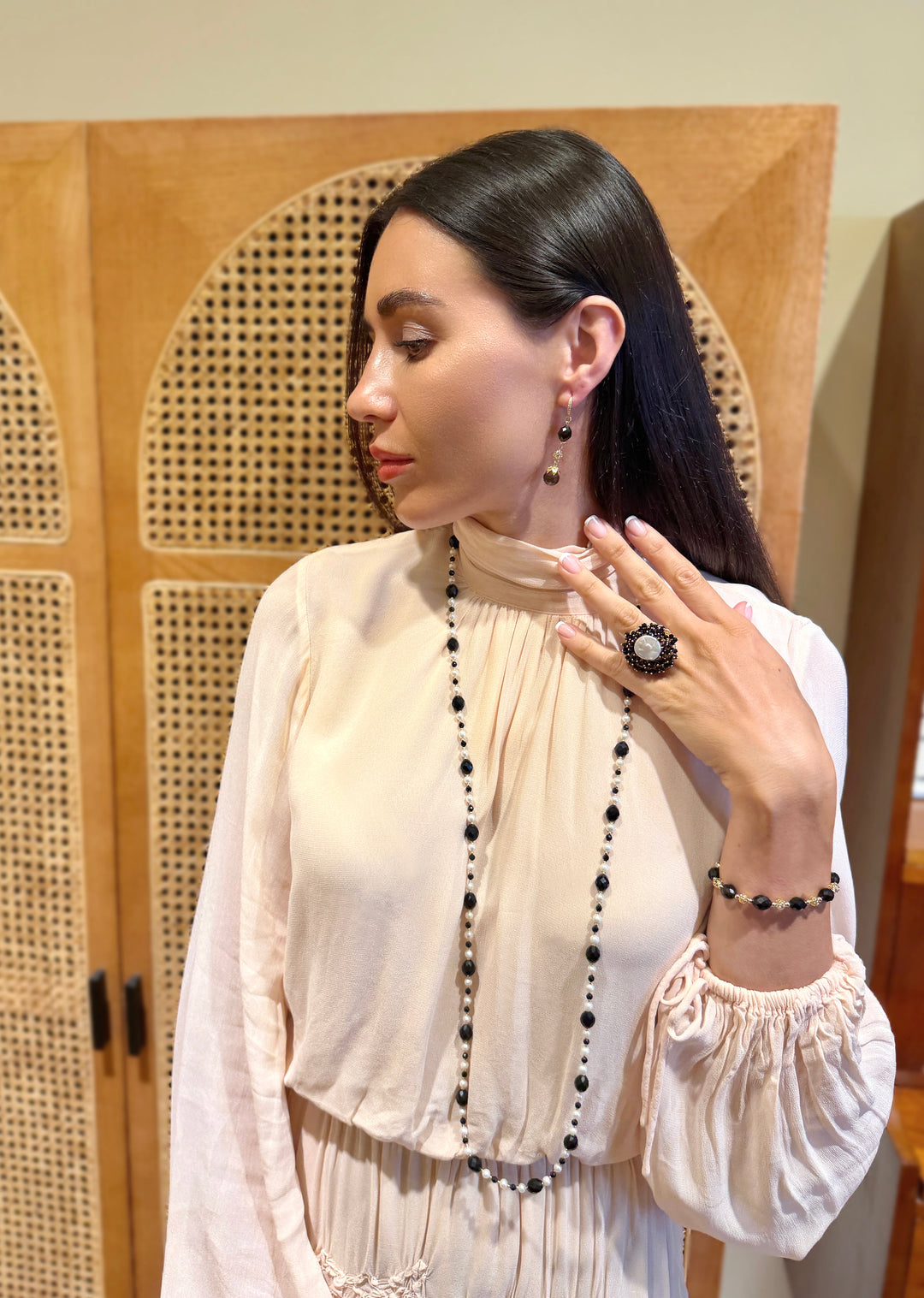 Romantic Style Oval Black Obsidian With White Freshwater Pearl Long Necklace