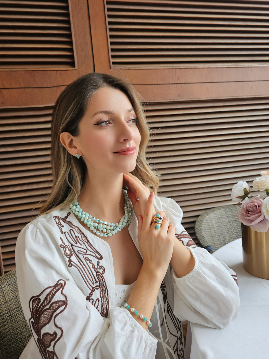 Multi layers green shell necklace RN006