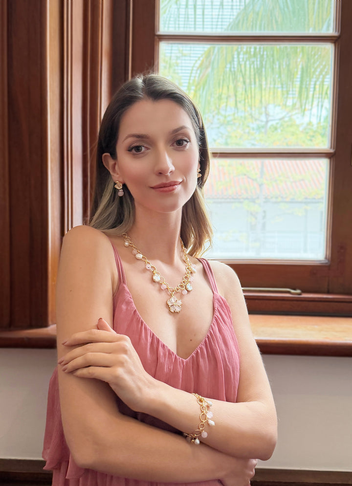 Rose Quartz Flower Pendant With Pearls Chain Necklace RN018