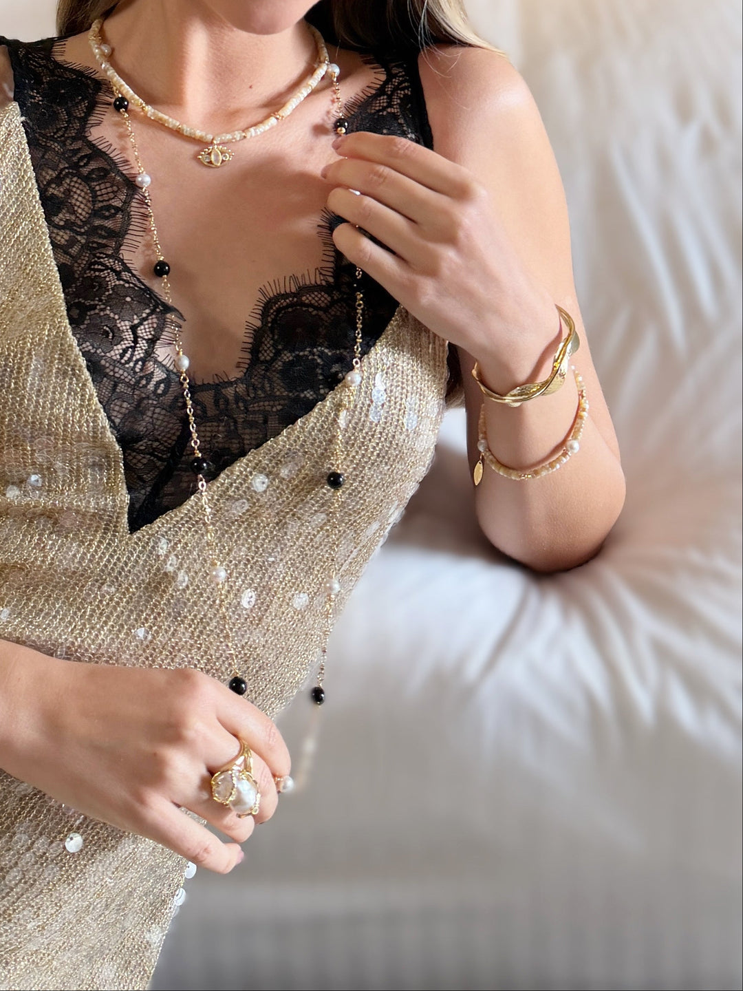 Beige Shell With Freshwater Pearl Slider Bracelet RB021