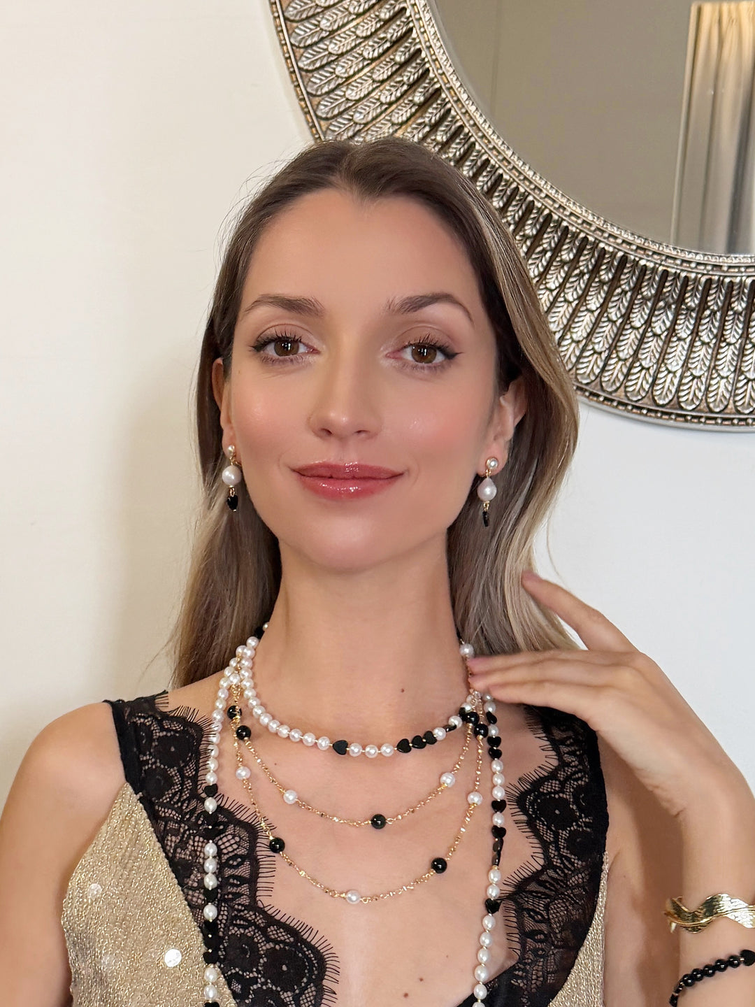 Freshwater Pearls With Heart Shaped Obsidian Choker Necklace RN034