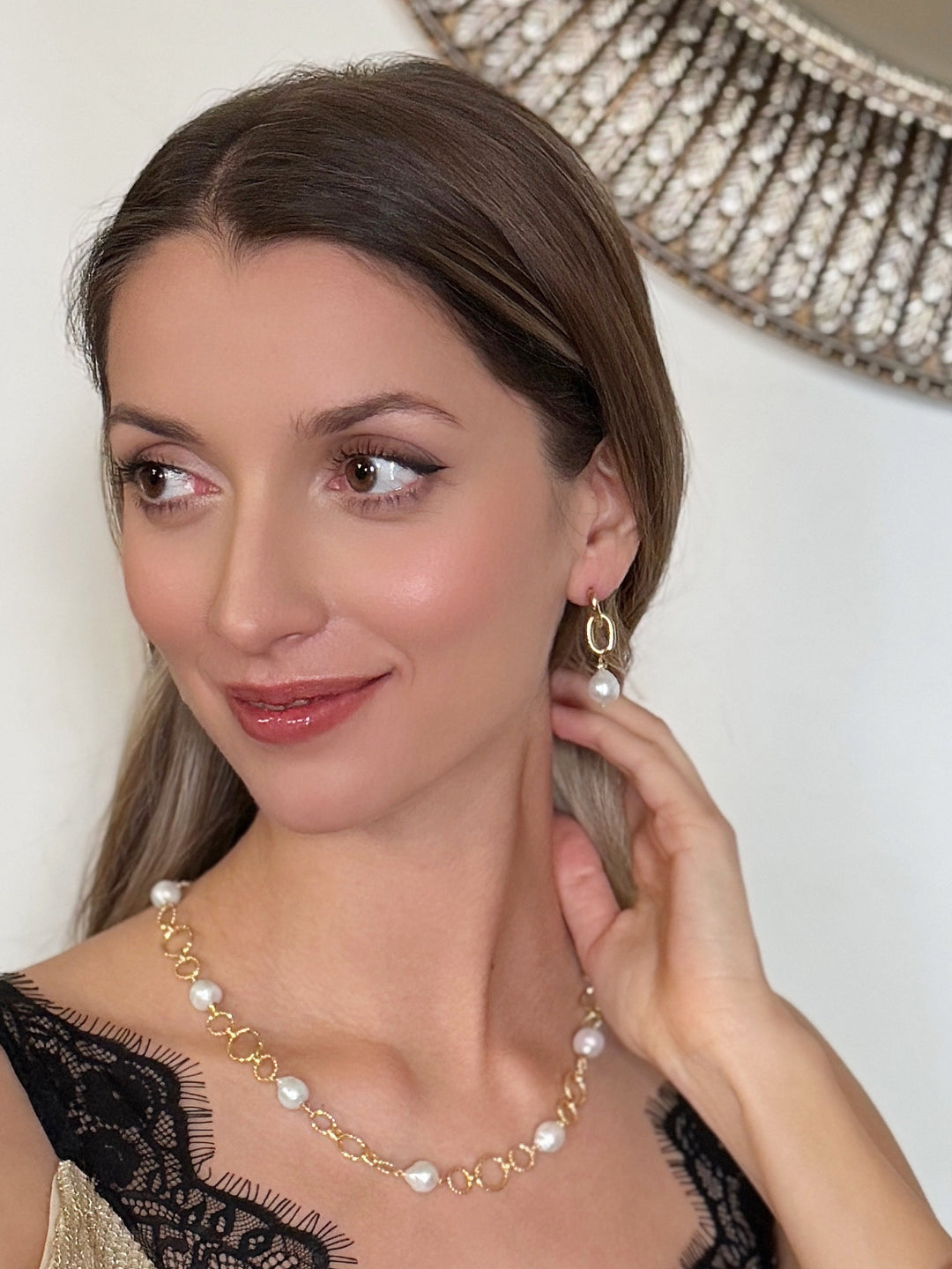 Timeless Freshwater Pearl Dangle Earrings RE030