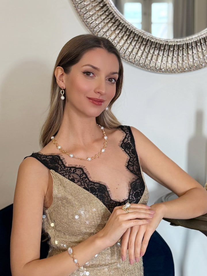 Irregular Freshwater Pearls With Chain Necklace RN038