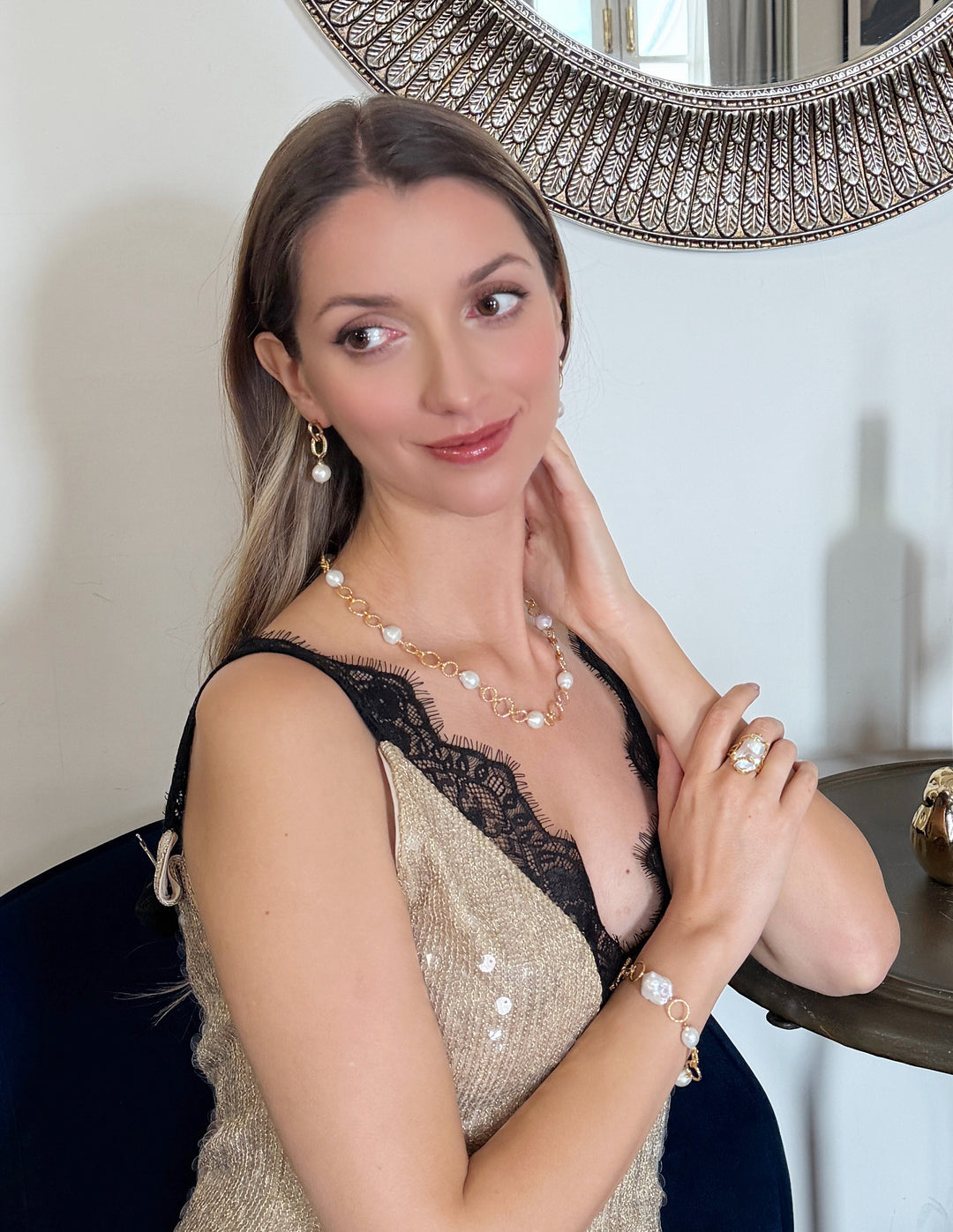 Irregular Freshwater Pearls With Chain Necklace RN038