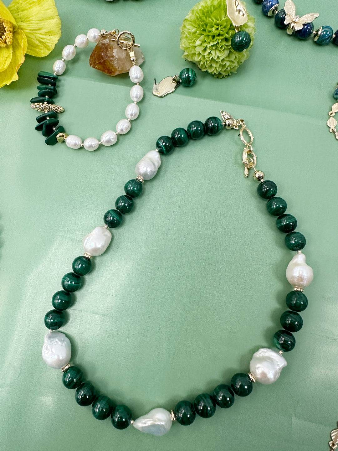 Gorgeous Baroque Pearls with Green Malachite Necklace LN045