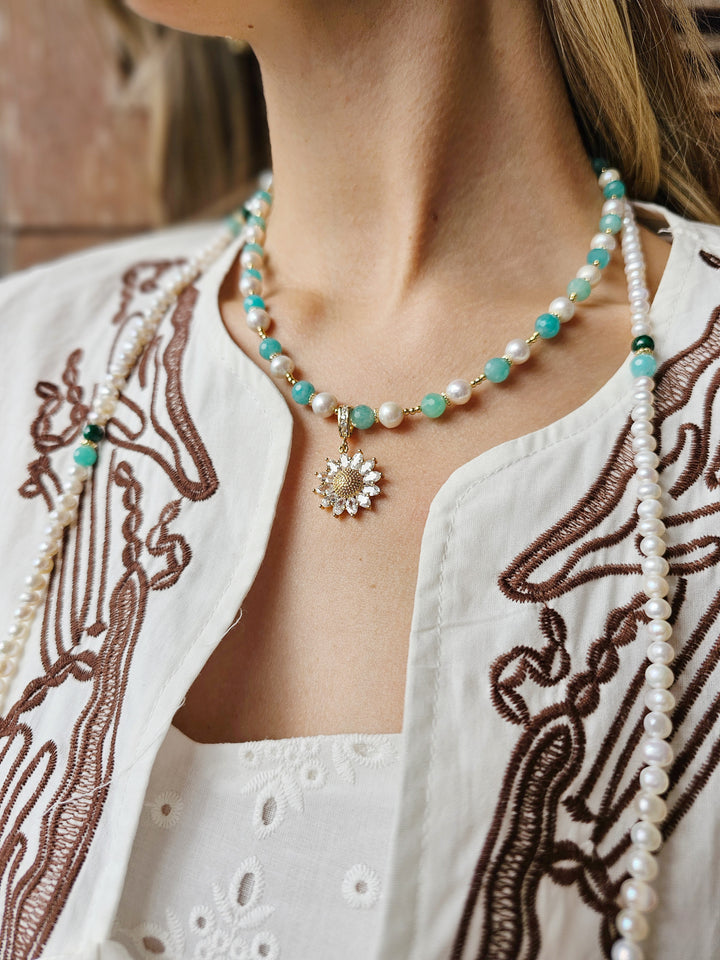 Freshwater Pearl & Green Amazonite Daisy Pendant Necklace RN004