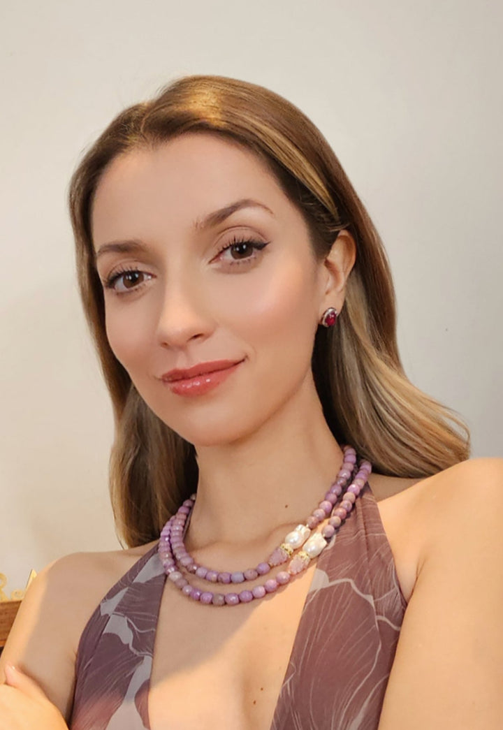 Magenta Agate Oval Shaped Earrings RE022