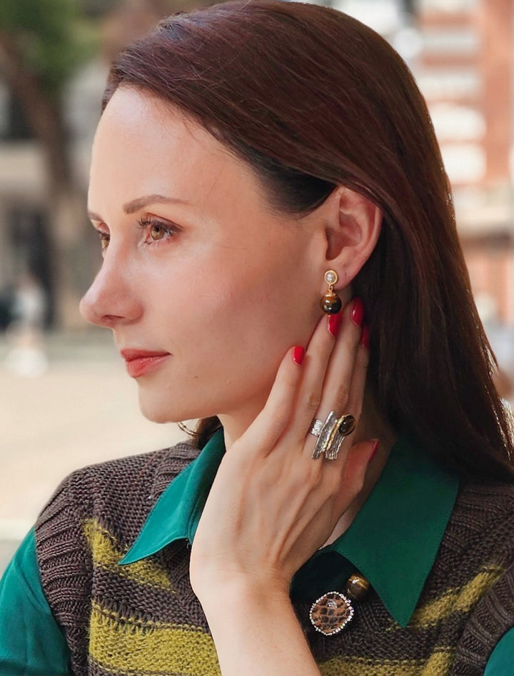 Brown Tiger Eye With Pearl Clip-on Earrings NE023