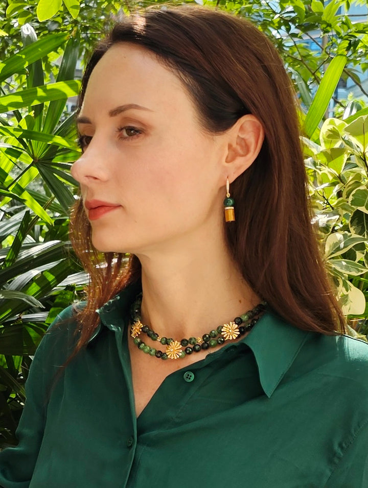 Green Gemstone With Daisy Flower Statement Necklace NN039