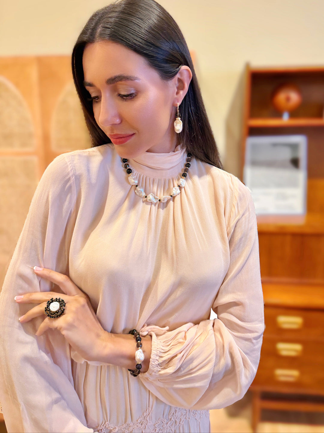 Black Obsidian And Smoky Quartz With Baroque Pearl Bracelet SB024