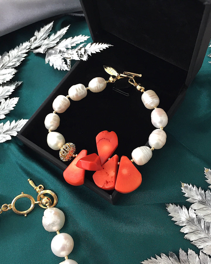 Freshwater Pearl With Petal Coral Bracelet MB057