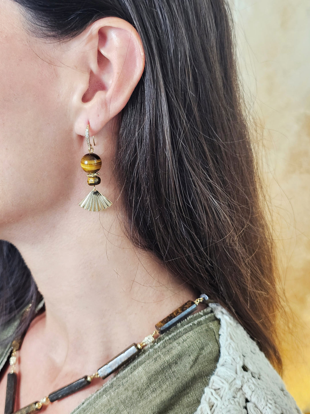 Elegance Tiger-eye Stone With Fan Dangle Earrings QE005