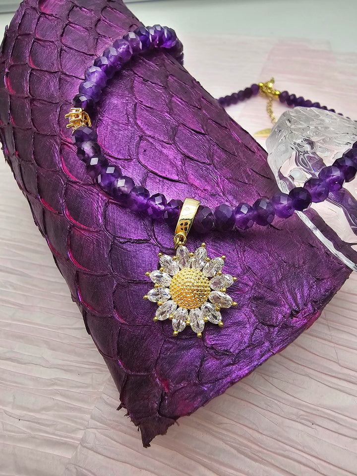 Amethyst With Daisy Pendant Necklace RN024