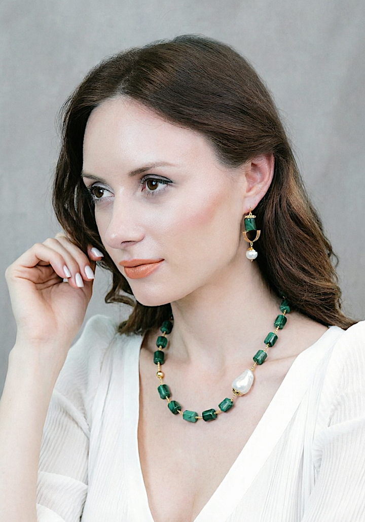 Collier Malachite avec perles baroques AN037