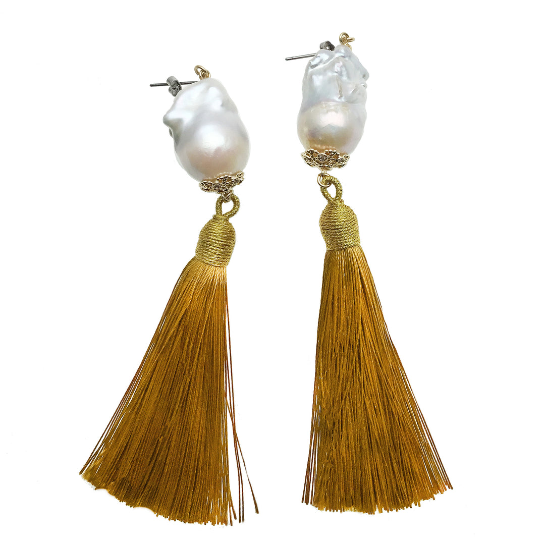 Baroque Pearl With golden Tassel Earrings CE027 - FARRA