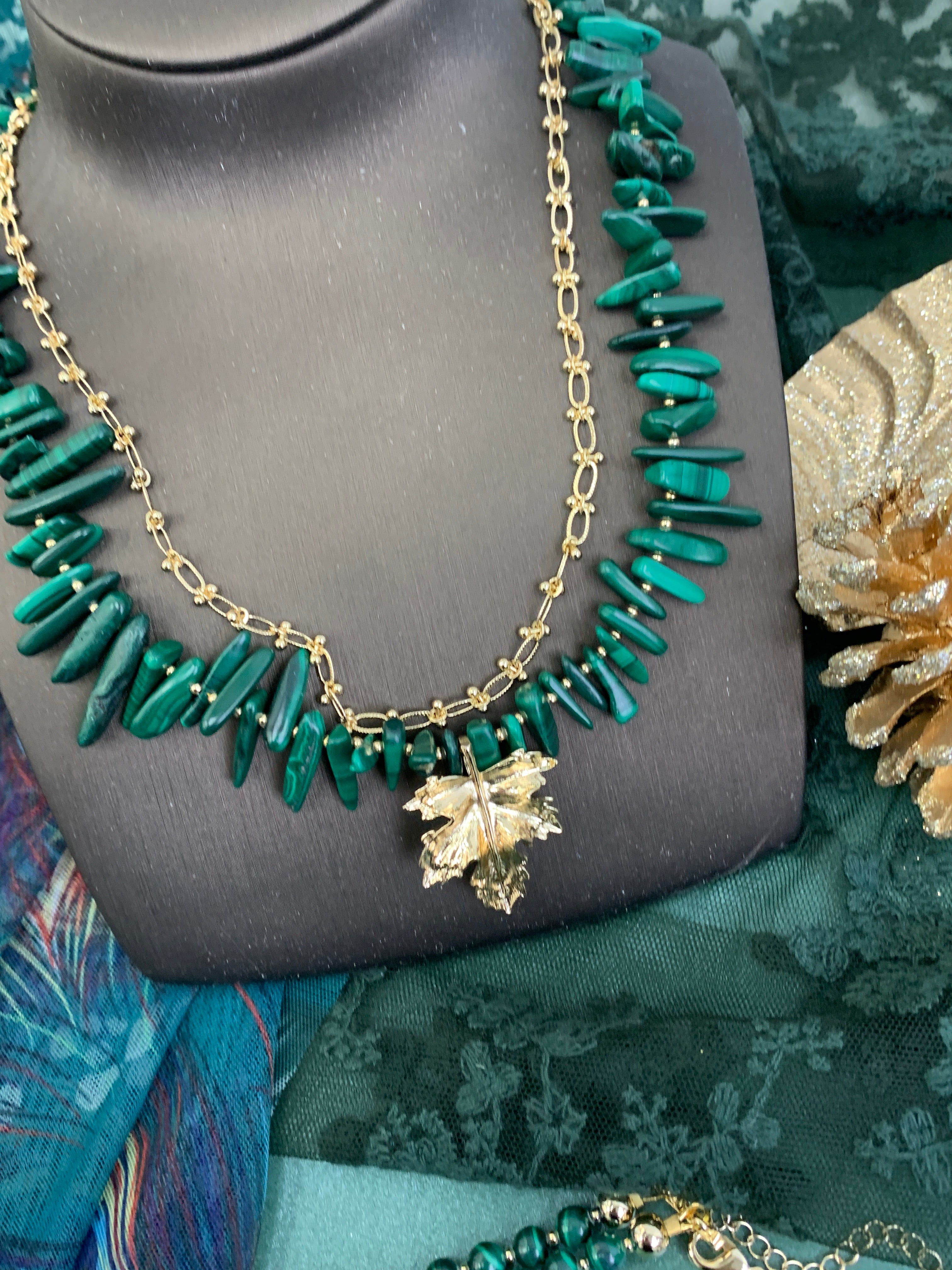 Hawaiian Chips Malachite With Chain Stylish Necklace HN028 – FARRA