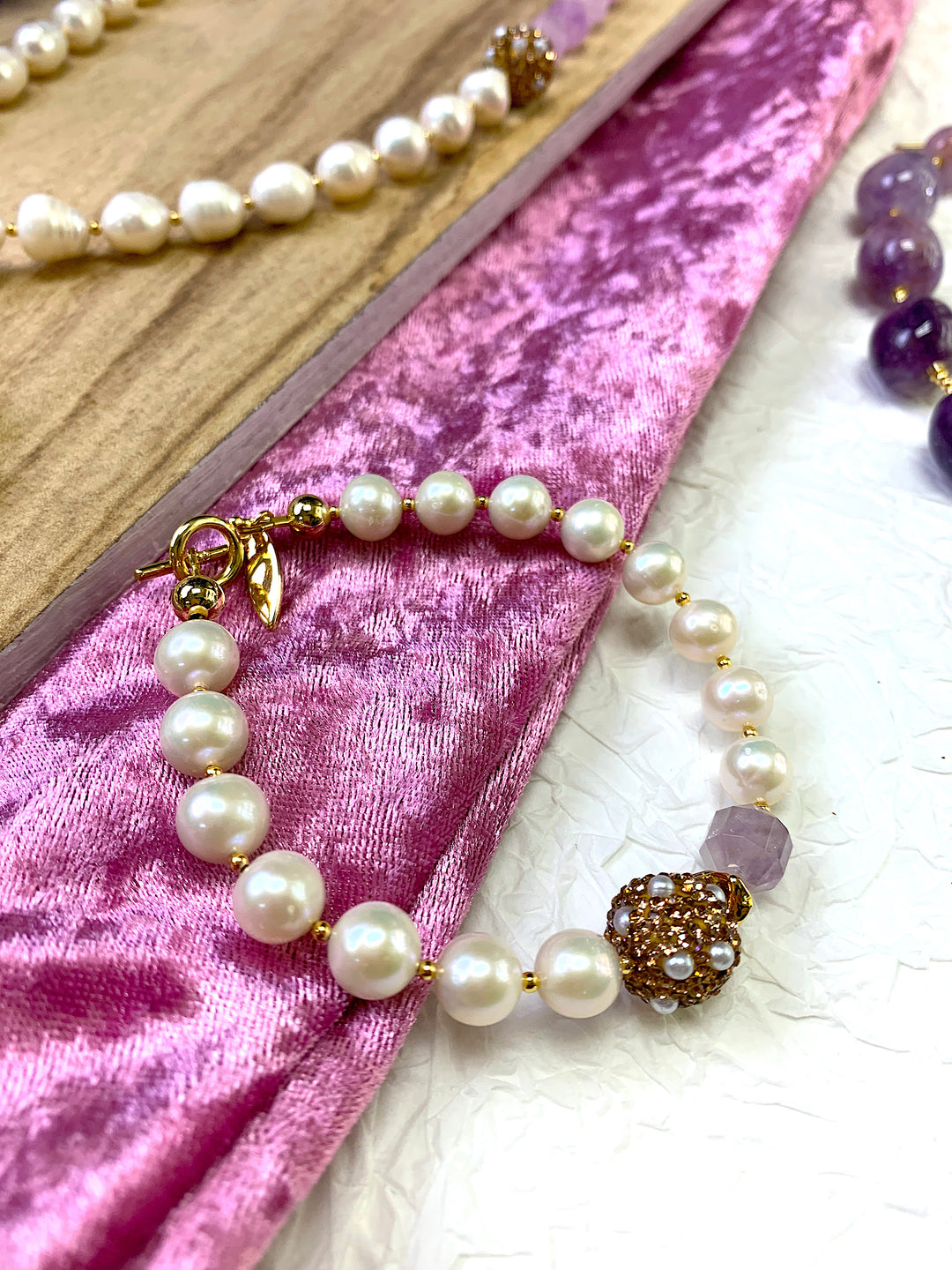 Freshwater Pearls With Faceted Amethyst Bracelet FB002 - FARRA