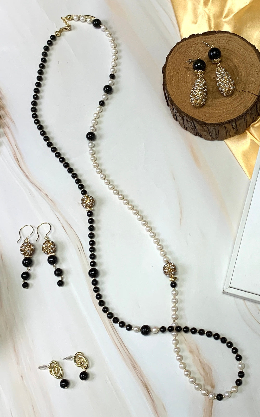 Freshwater Pearls With Black Obsidian Two Ways Necklace FN029 - FARRA