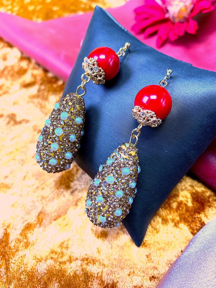 Red Coral With Teardrop Rhinestones Bordered Pearls Earrings FE007 - FARRA